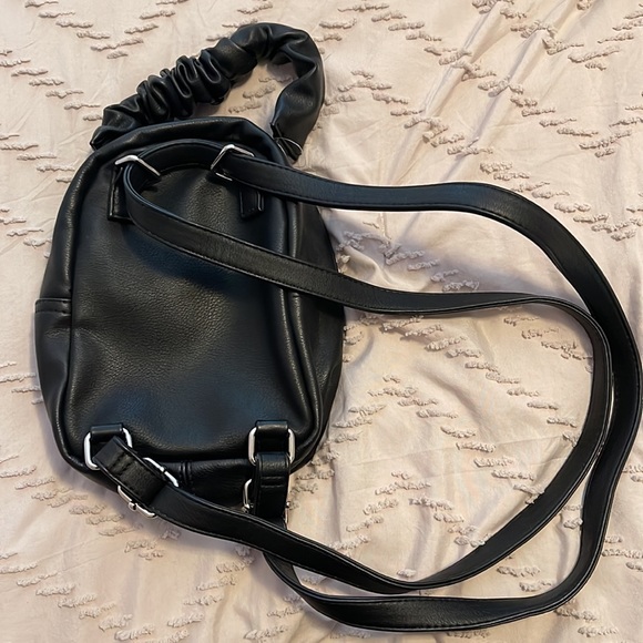 Target small pack back. - Picture 2 of 5